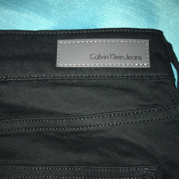 Calvin Klein ankle skinny jeans - Picture 2 of 4